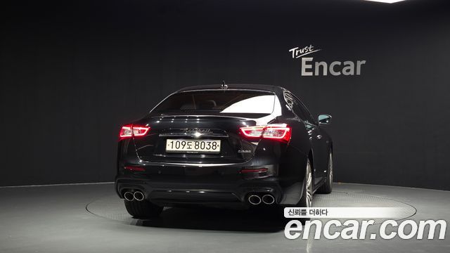 Maserati Ghibli 3.0 Diesel GranSport 3rd 2018 — фото 4