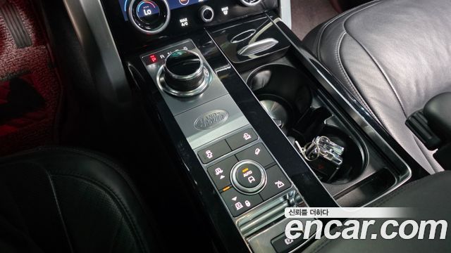 Land Rover Range Rover (IV) 4.4 SDV8 AB DIESEL 2018 — фото 9