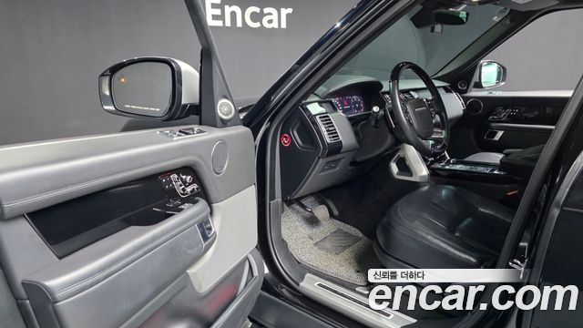 Land Rover Range Rover (IV) 4.4 SDV8 AB DIESEL 2018 — фото 10