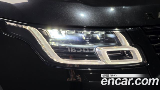 Land Rover Range Rover (IV) 4.4 SDV8 AB DIESEL 2018 — фото 22