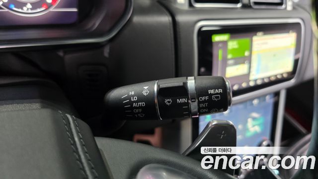 Land Rover Range Rover (IV) 4.4 SDV8 AB DIESEL 2018 — фото 38