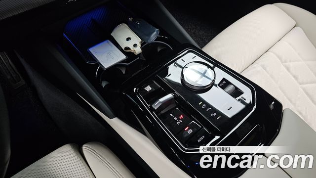 BMW 5 Series (G60) 520i M Sport 2024 — фото 9