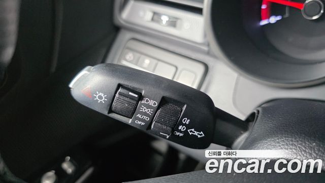 KG Mobility (SsangYong) Tivoli Air Diesel IX 2WD 2019 — фото 31