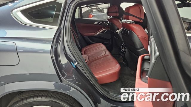 BMW X6 (G06) xDrive40i M Sport 2021 — фото 11