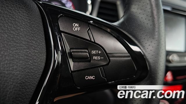 KG Mobility (SsangYong) Tivoli LX 2WD 2017 — фото 16