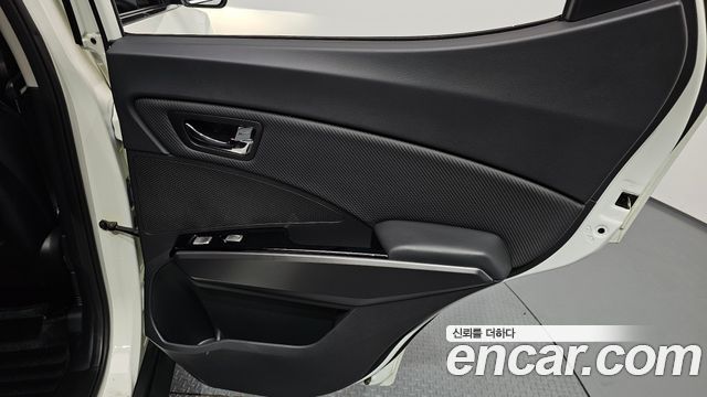 KG Mobility (SsangYong) Tivoli LX 2WD 2017 — фото 25