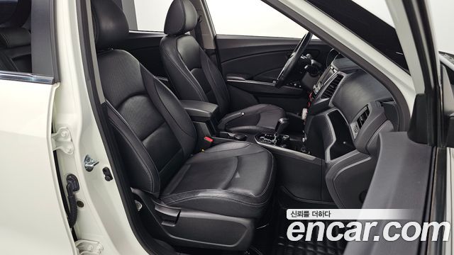 KG Mobility (SsangYong) Tivoli LX 2WD 2017 — фото 26
