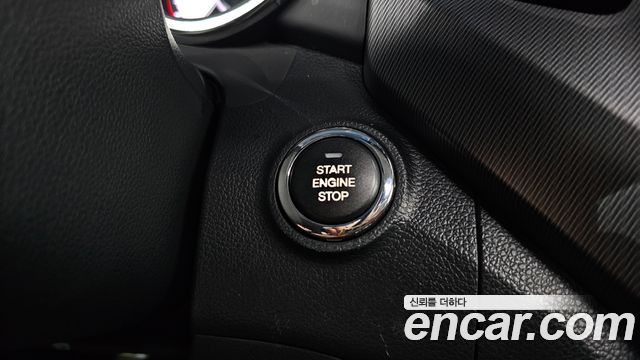 KG Mobility (SsangYong) Tivoli LX 2WD 2017 — фото 28