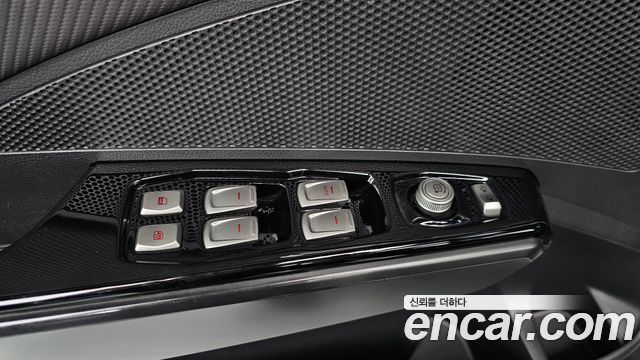 KG Mobility (SsangYong) Tivoli LX 2WD 2017 — фото 30