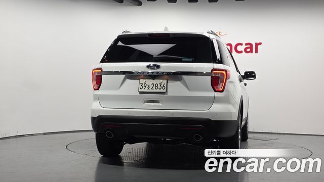 Ford Explorer 3.5 Limited 2WD 2016 — фото 4