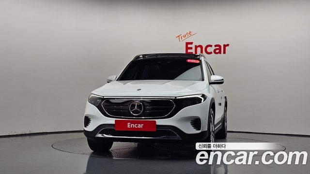 Mercedes-Benz EQB (X243) EQB300 4MATIC Electric Art 2024 — фото 3
