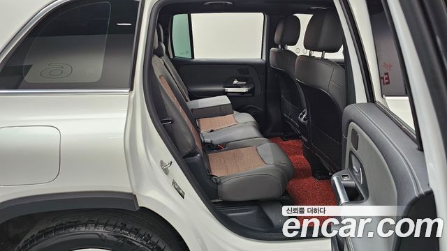 Mercedes-Benz EQB (X243) EQB300 4MATIC Electric Art 2024 — фото 11