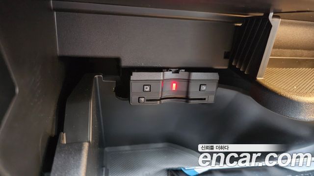 Mercedes-Benz EQB (X243) EQB300 4MATIC Electric Art 2024 — фото 12