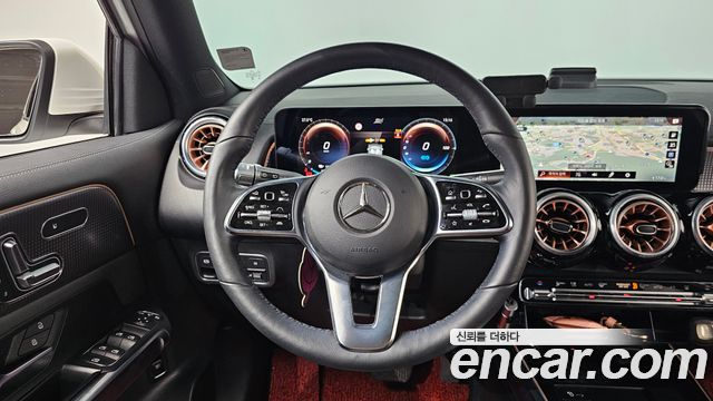 Mercedes-Benz EQB (X243) EQB300 4MATIC Electric Art 2024 — фото 14