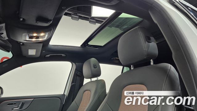 Mercedes-Benz EQB (X243) EQB300 4MATIC Electric Art 2024 — фото 16