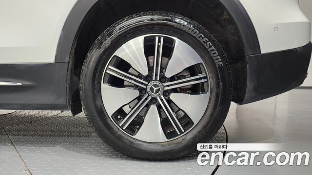 Mercedes-Benz EQB (X243) EQB300 4MATIC Electric Art 2024 — фото 21