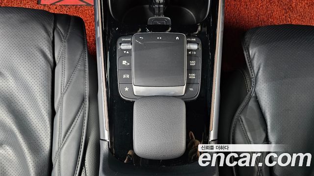 Mercedes-Benz EQB (X243) EQB300 4MATIC Electric Art 2024 — фото 33