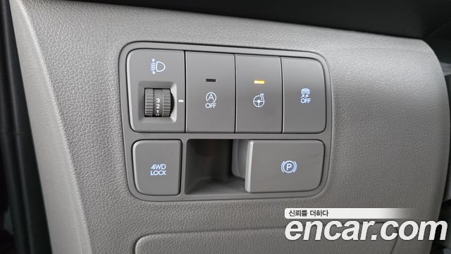 Hyundai Staria 4WD Lounge 9-Seater Inspiration 2023 — фото 12