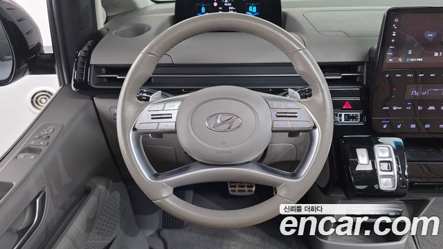 Hyundai Staria 4WD Lounge 9-Seater Inspiration 2023 — фото 13