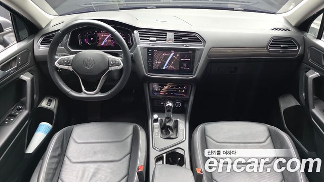 Volkswagen Tiguan Allspace 2.0 TSI Prestige 2023 — фото 7