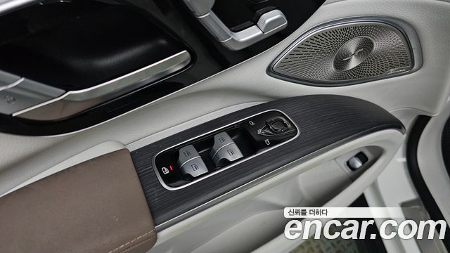 Mercedes-Benz EQS SUV (X296) EQS450 4MATIC 2023 — фото 18