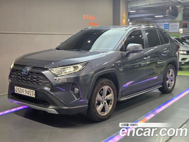 Toyota RAV4 (V) 2.5 4WD Hybrid 2021 — фото 2