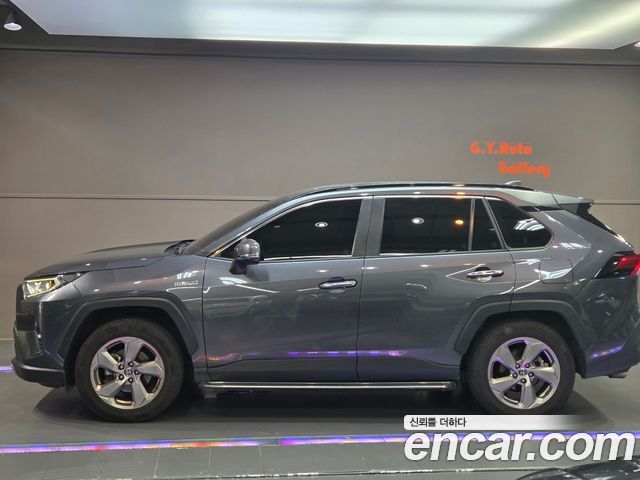 Toyota RAV4 (V) 2.5 4WD Hybrid 2021 — фото 3