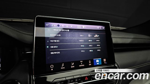 Jeep Compass (II) S 2.4 AWD 2022 — фото 20