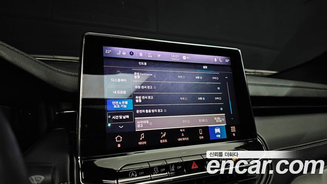 Jeep Compass (II) S 2.4 AWD 2022 — фото 21