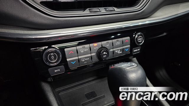 Jeep Compass (II) S 2.4 AWD 2022 — фото 41