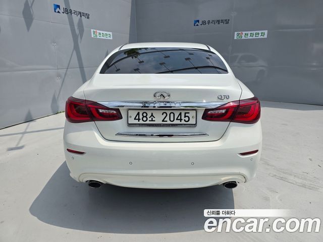 Infiniti Q70 3.0d 2015 — фото 4