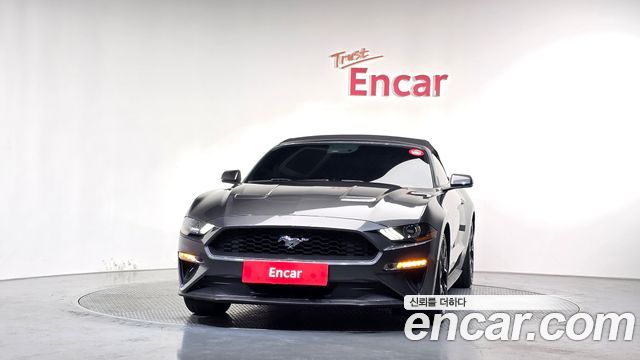 Ford Mustang Convertible 2020 — фото 3