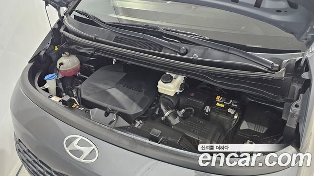 Hyundai Staria Cargo 3-Seater Modern 2023 — фото 6