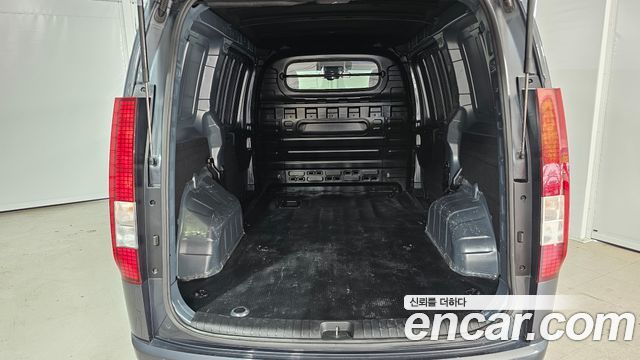 Hyundai Staria Cargo 3-Seater Modern 2023 — фото 20