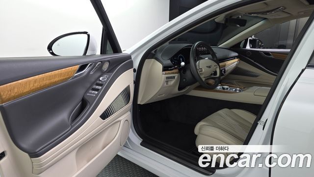 Genesis G80 (RG3) Gasoline 2.5 Turbo AWD 2023 — фото 10