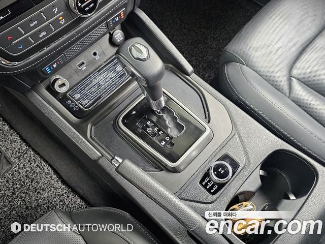 KG Mobility (SsangYong) Rexton Sports Khan Diesel 2.2 4WD Professional S (5-Link) 2019 — фото 9