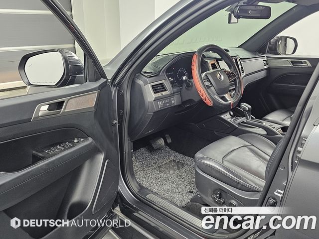 KG Mobility (SsangYong) Rexton Sports Khan Diesel 2.2 4WD Professional S (5-Link) 2019 — фото 15