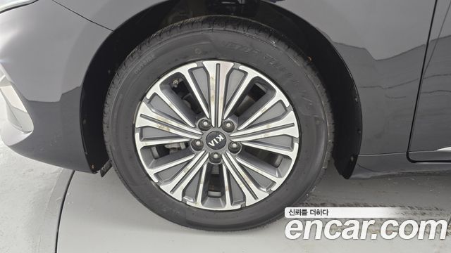 Kia K7 Premier Hybrid Prestige 2020 — фото 5