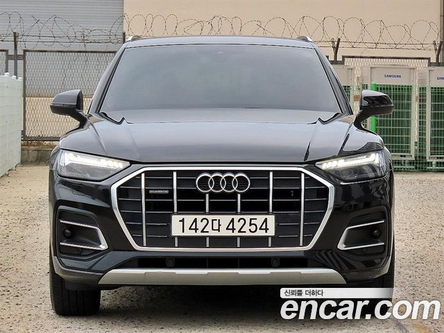 Audi Q5 (FY) 40 TDI Quattro