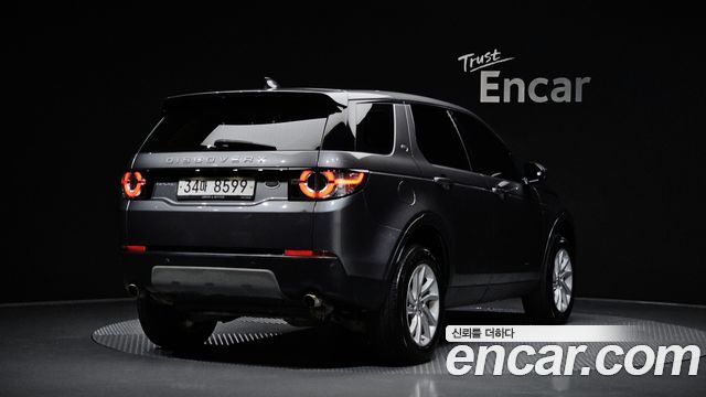 Land Rover Discovery Sport 2.0 TD4 SE 2017 — фото 2