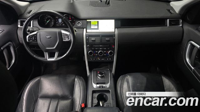 Land Rover Discovery Sport 2.0 TD4 SE 2017 — фото 7