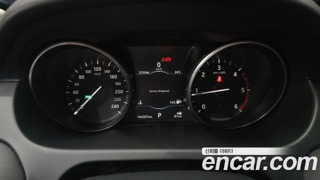 Land Rover Discovery Sport 2.0 TD4 SE 2017 — фото 8