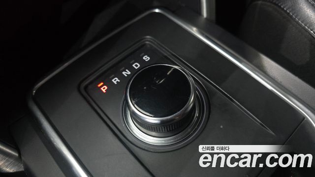 Land Rover Discovery Sport 2.0 TD4 SE 2017 — фото 9