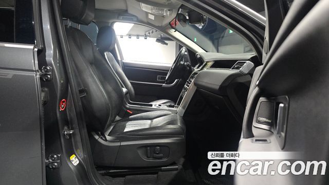 Land Rover Discovery Sport 2.0 TD4 SE 2017 — фото 26