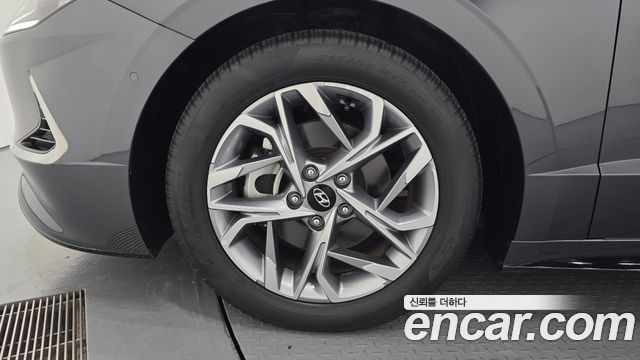 Hyundai Sonata (DN8) 2.0 Premium Family 2020 — фото 5