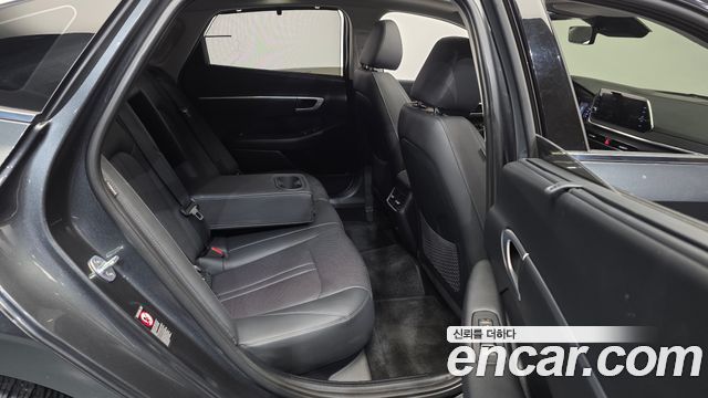 Hyundai Sonata (DN8) 2.0 Premium Family 2020 — фото 12