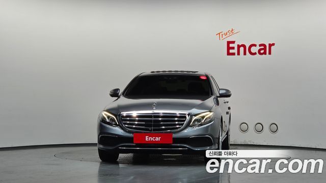 Mercedes-Benz E-Class (W213) E300 4MATIC Exclusive 2020 — фото 3