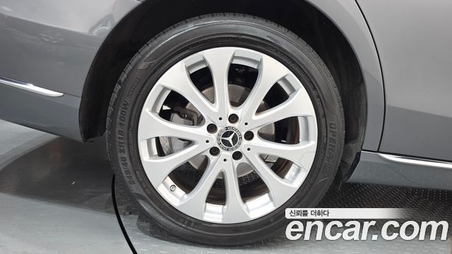 Mercedes-Benz E-Class (W213) E300 4MATIC Exclusive 2020 — фото 5