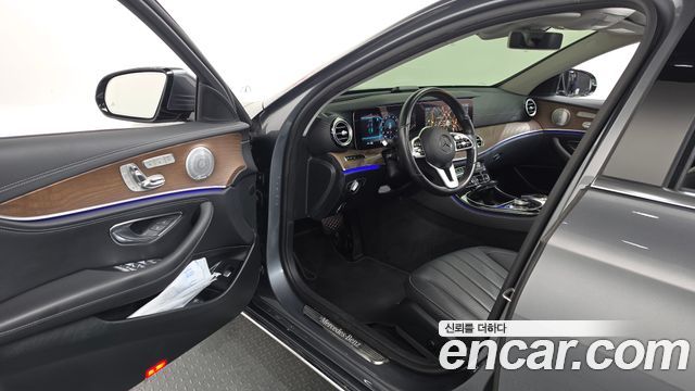 Mercedes-Benz E-Class (W213) E300 4MATIC Exclusive 2020 — фото 10