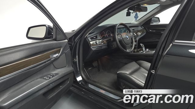 BMW 7 Series (F01) 750Li xDrive 2012 — фото 10